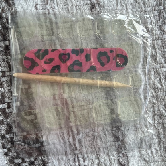 Handmade press-on nails - Picture 4 of 7